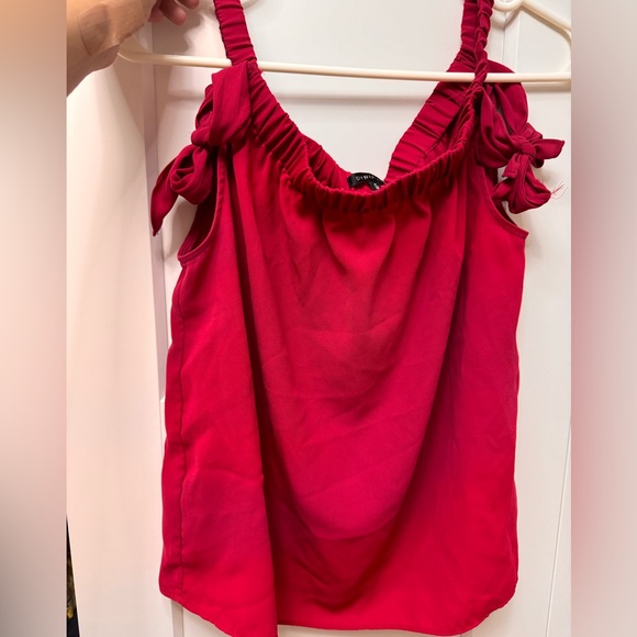 Dynamite red tank with tie sleeves - Picture 1 of 6